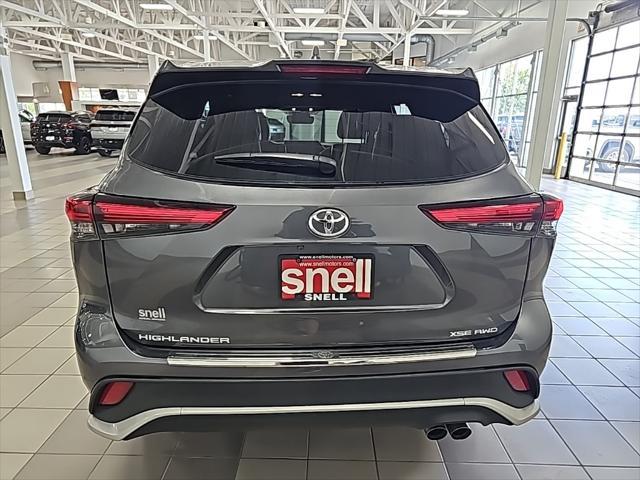 used 2023 Toyota Highlander car, priced at $37,439