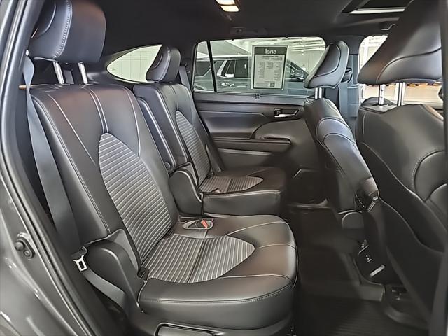 used 2023 Toyota Highlander car, priced at $37,439