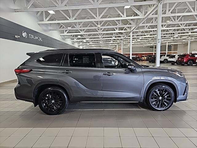 used 2023 Toyota Highlander car, priced at $37,439