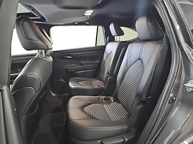 used 2023 Toyota Highlander car, priced at $37,439