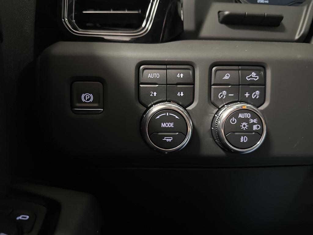 new 2025 GMC Sierra 3500 car