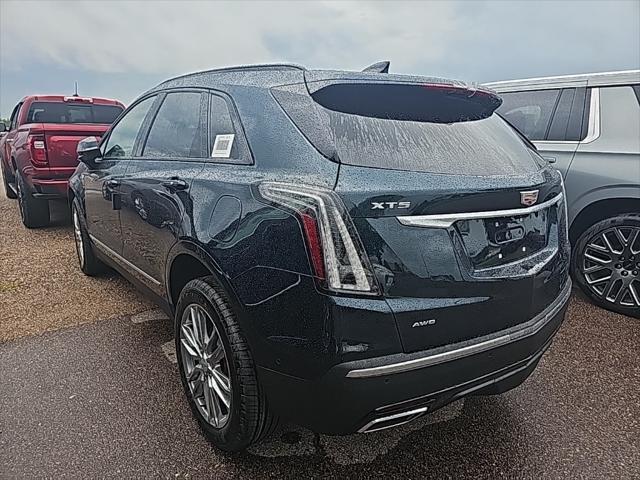 new 2025 Cadillac XT5 car, priced at $65,035