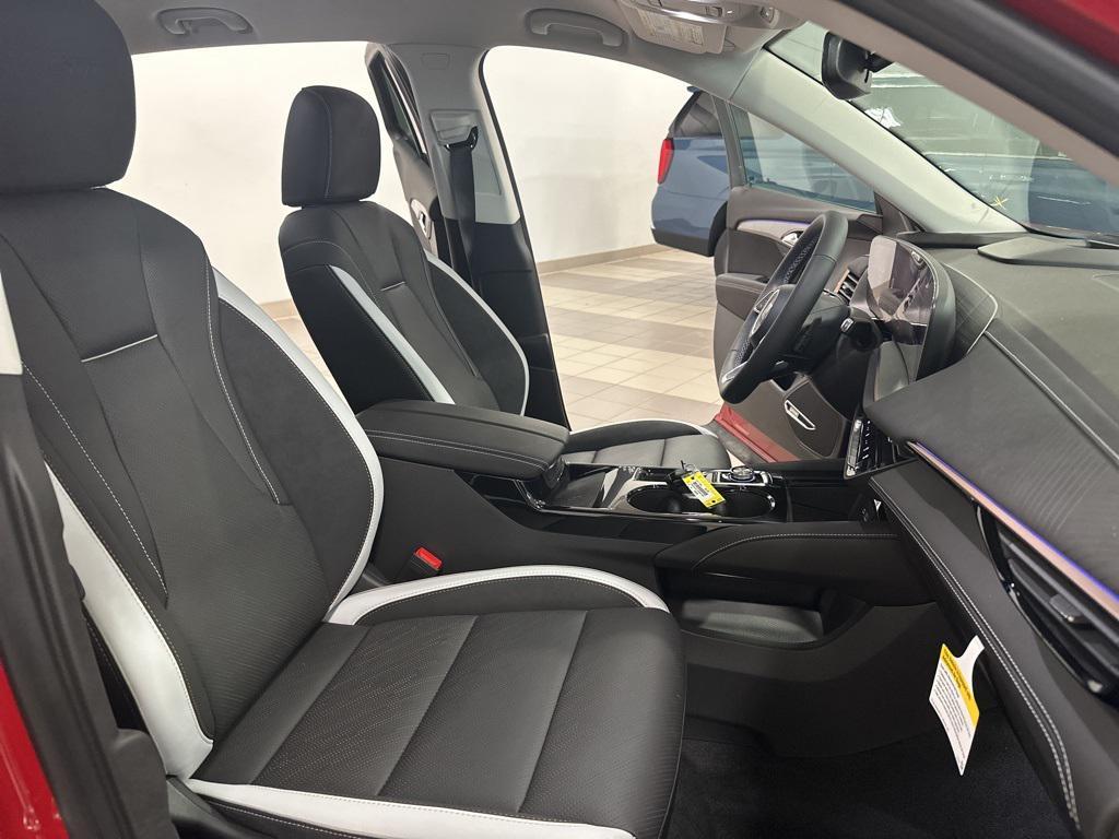 new 2025 Buick Envision car, priced at $41,941