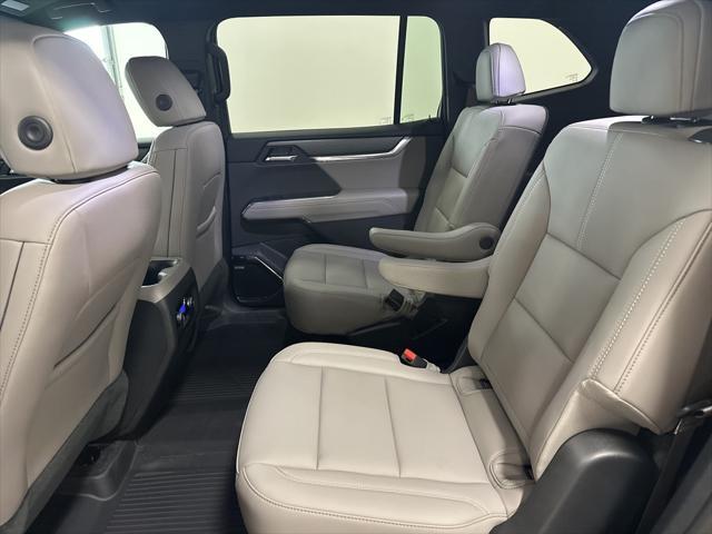 new 2025 GMC Acadia car, priced at $50,025
