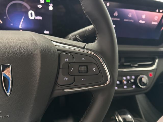 new 2025 Buick Envista car, priced at $28,075