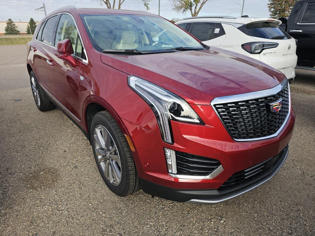 new 2025 Cadillac XT5 car, priced at $60,590