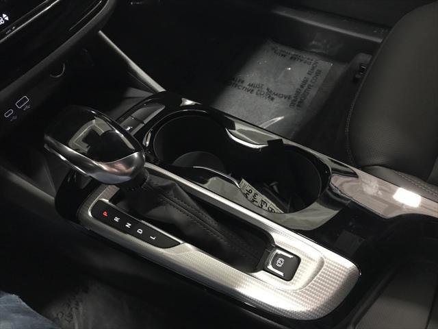 new 2025 Buick Envista car, priced at $29,972