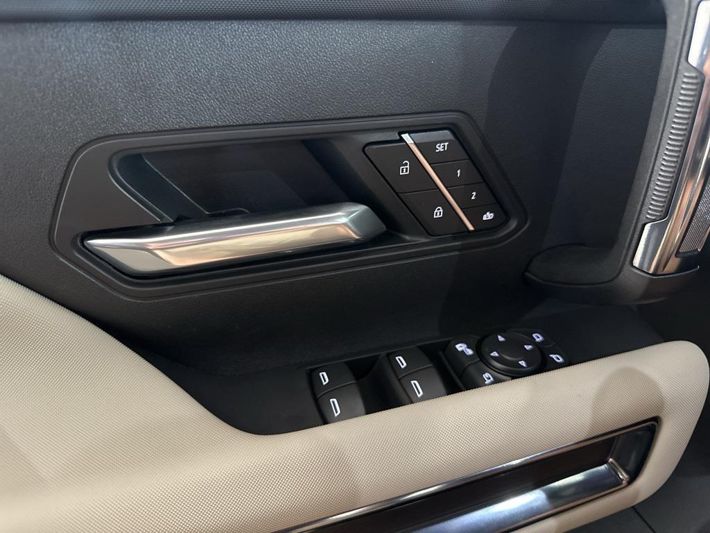 new 2026 GMC HUMMER EV SUV car, priced at $96,510