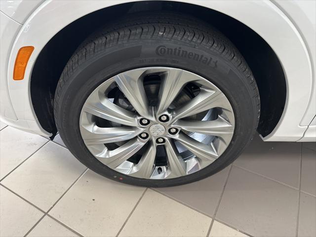 new 2025 Buick Envista car, priced at $32,560