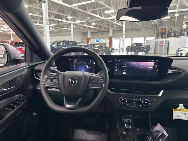 new 2025 Buick Envista car, priced at $28,250