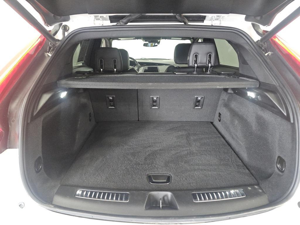 used 2021 Cadillac XT4 car, priced at $29,424