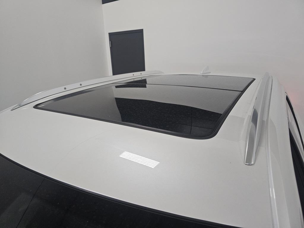 used 2021 Cadillac XT4 car, priced at $29,424