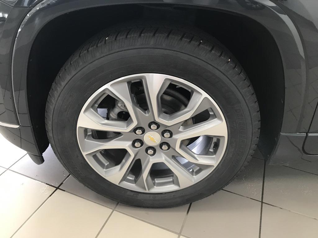 used 2021 Chevrolet Traverse car, priced at $32,272