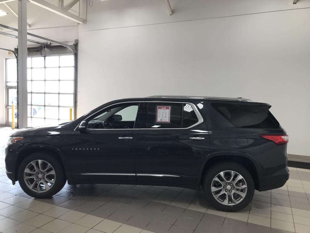 used 2021 Chevrolet Traverse car, priced at $32,272