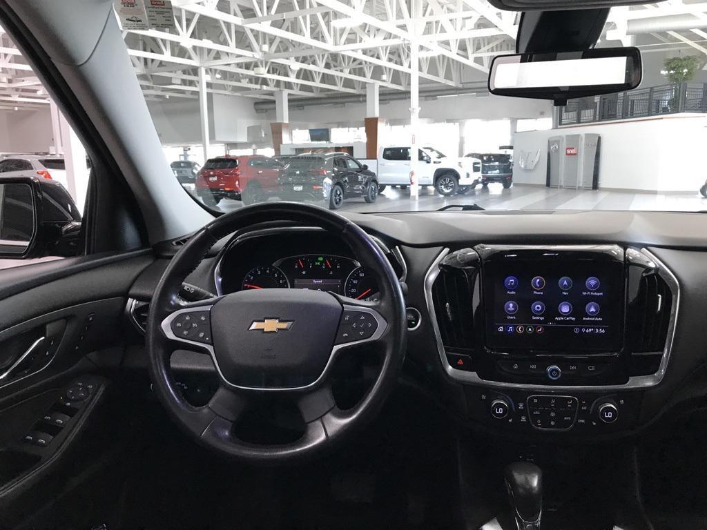 used 2021 Chevrolet Traverse car, priced at $32,272