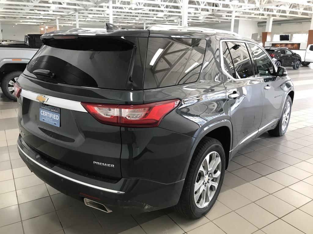 used 2021 Chevrolet Traverse car, priced at $32,272