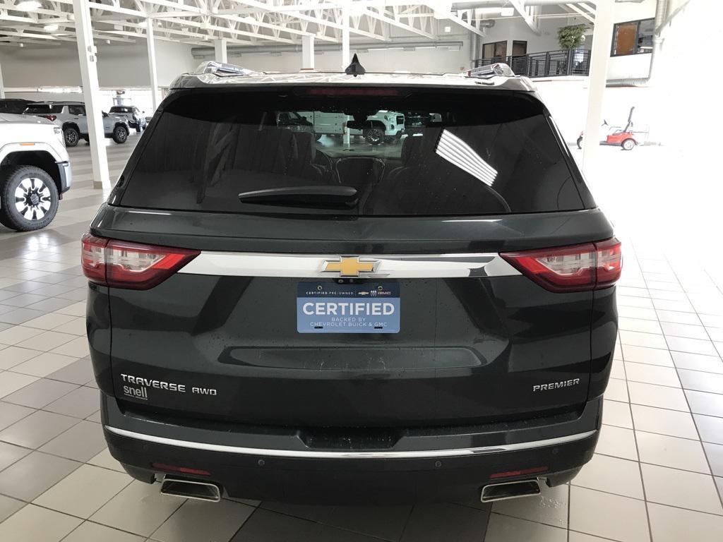 used 2021 Chevrolet Traverse car, priced at $32,272