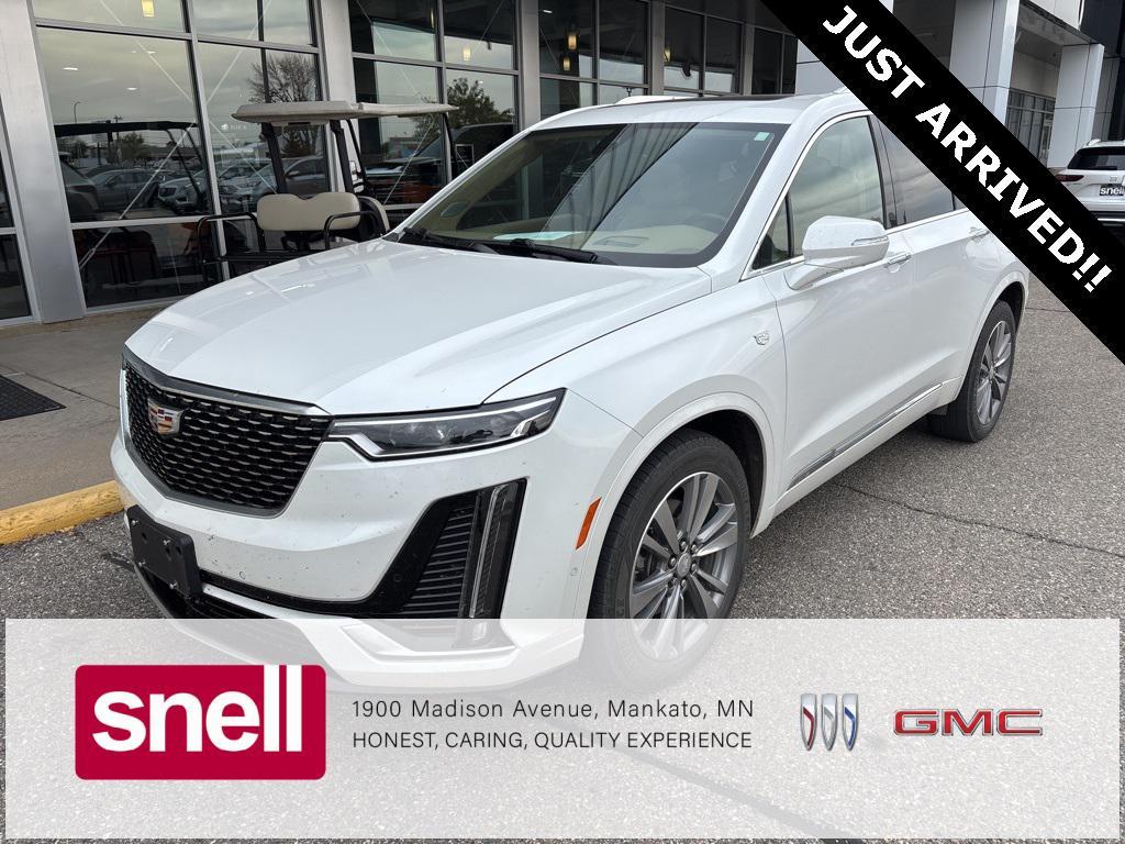 used 2022 Cadillac XT6 car, priced at $31,300