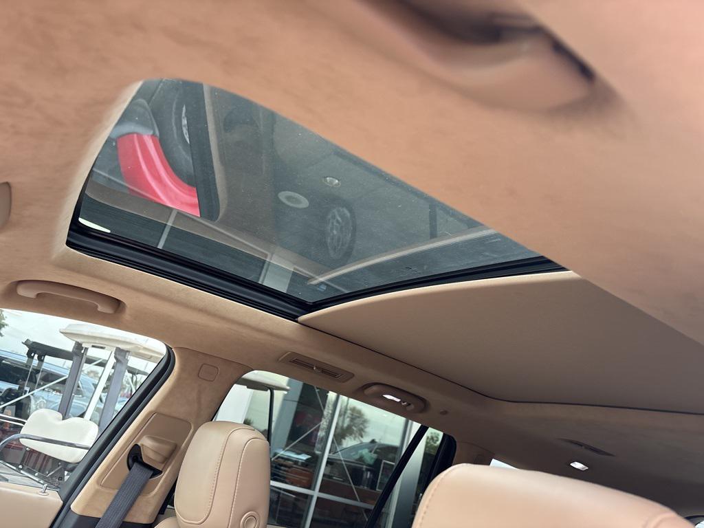 used 2022 Cadillac XT6 car, priced at $31,300