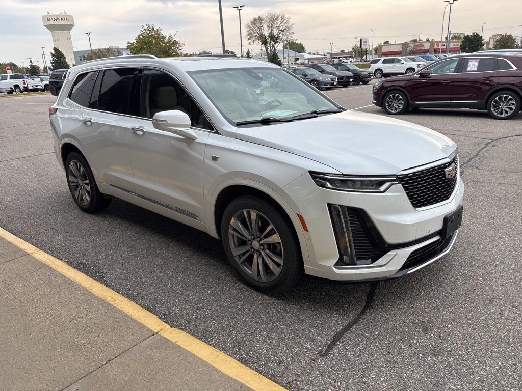 used 2022 Cadillac XT6 car, priced at $31,300