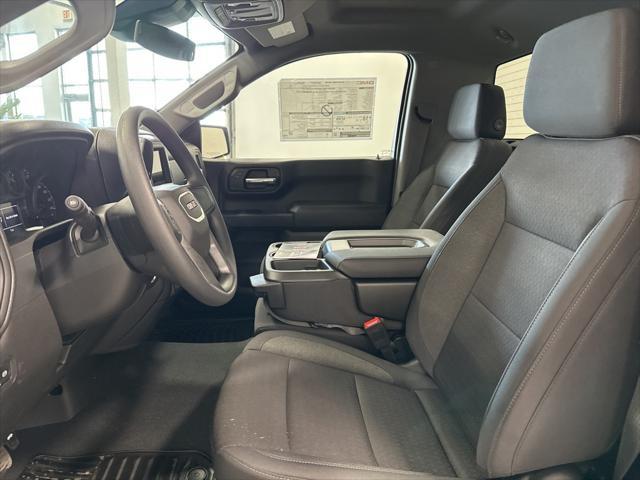 new 2025 GMC Sierra 1500 car, priced at $42,575