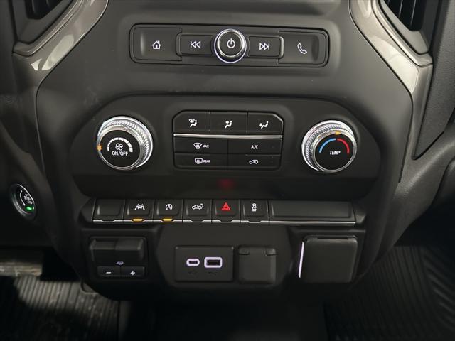 new 2025 GMC Sierra 1500 car, priced at $42,575