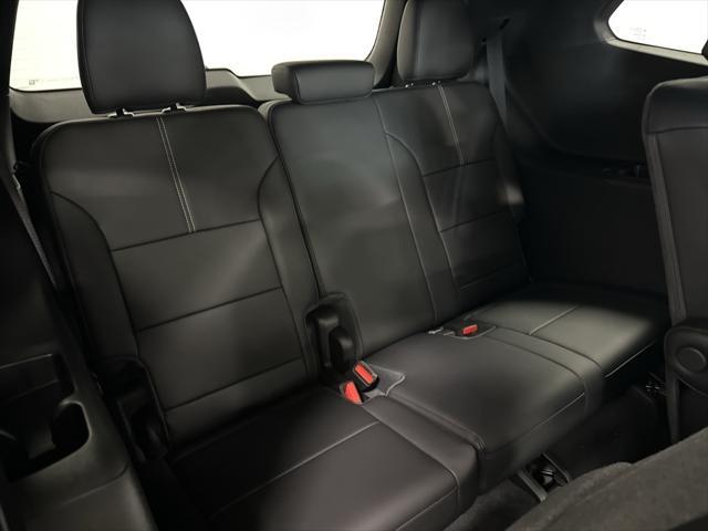 new 2025 GMC Acadia car, priced at $49,875