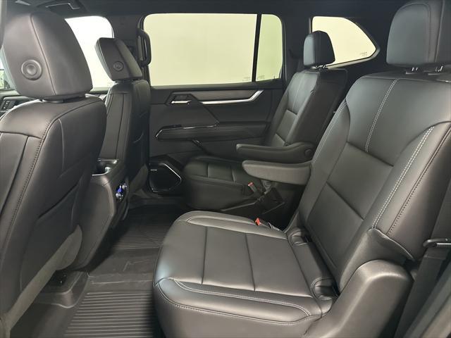 new 2025 GMC Acadia car, priced at $49,875
