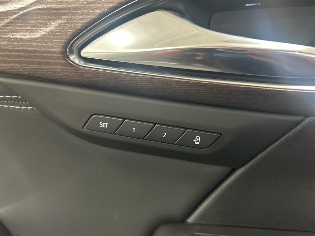 used 2021 Buick Envision car, priced at $27,383