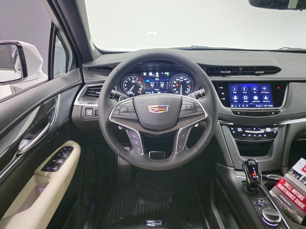 new 2025 Cadillac XT5 car, priced at $64,790