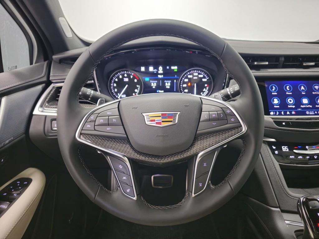new 2025 Cadillac XT5 car, priced at $64,790