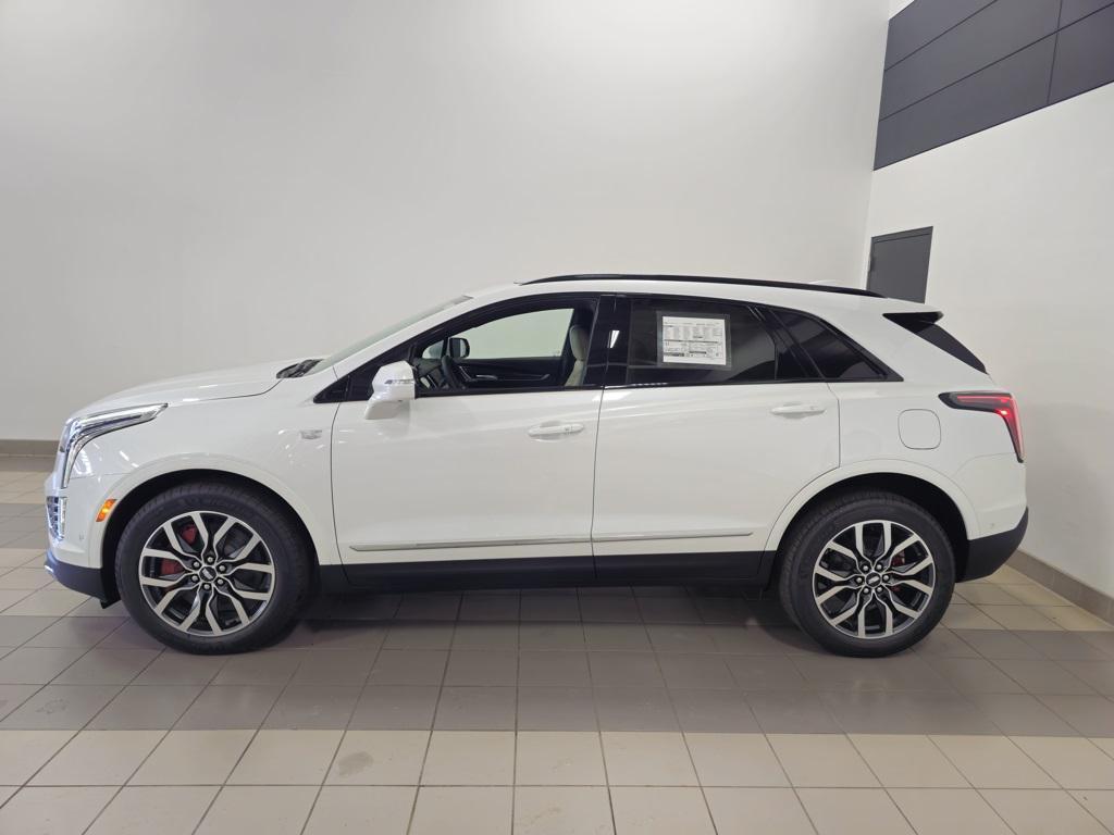 new 2025 Cadillac XT5 car, priced at $64,790