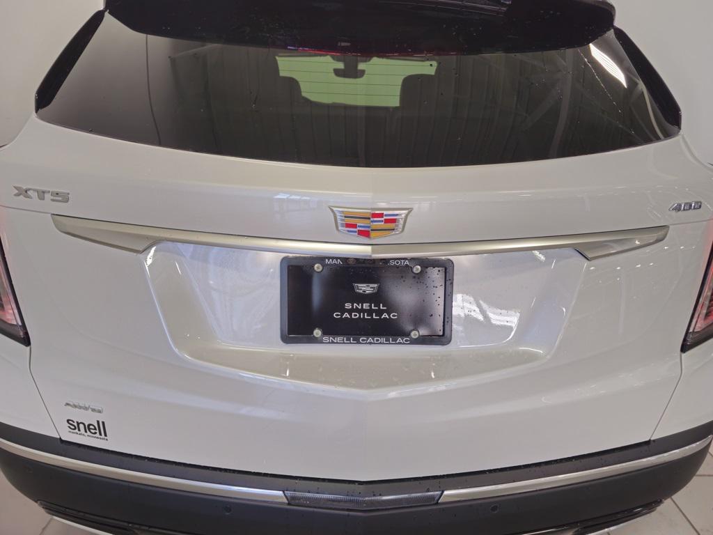new 2025 Cadillac XT5 car, priced at $64,790