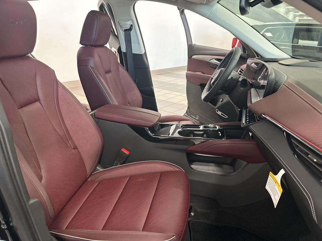 new 2025 Buick Envision car, priced at $43,735
