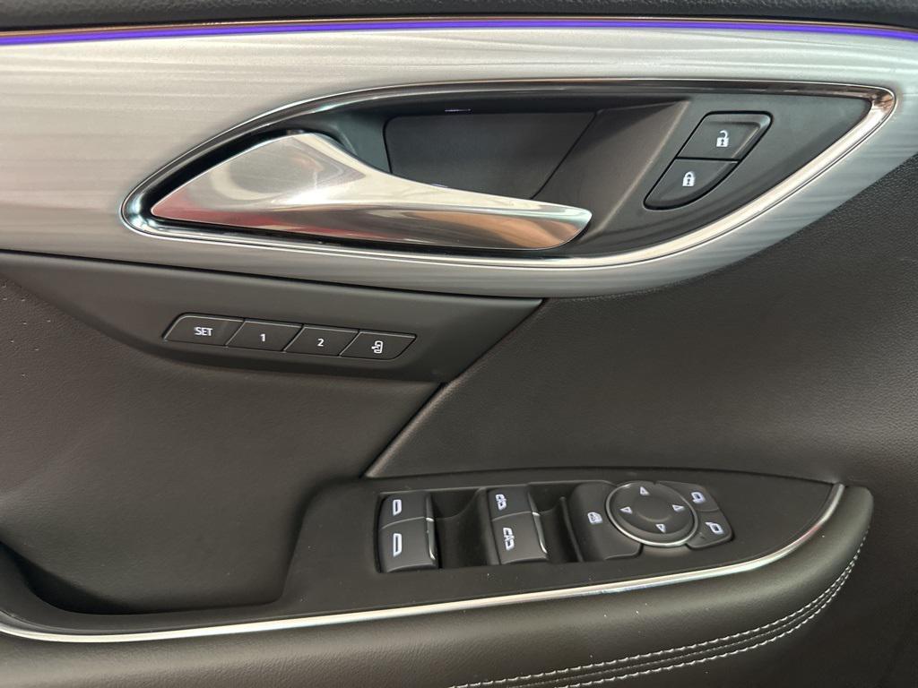 new 2025 Buick Envision car, priced at $47,720