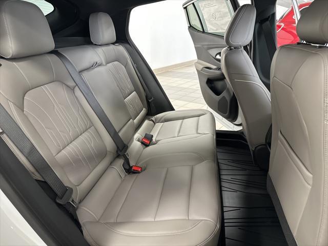 new 2025 Buick Envista car, priced at $32,560