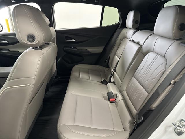 new 2025 Buick Envista car, priced at $32,560