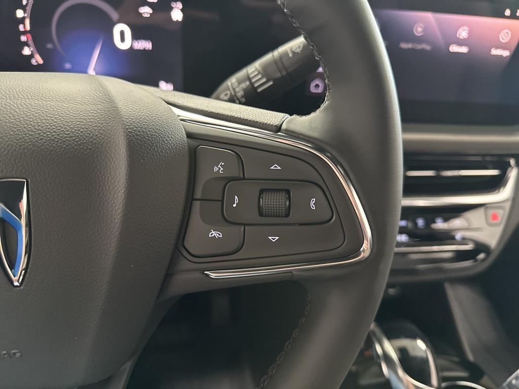new 2025 Buick Envista car, priced at $32,234