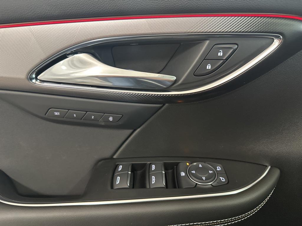 new 2025 Buick Envision car, priced at $43,965