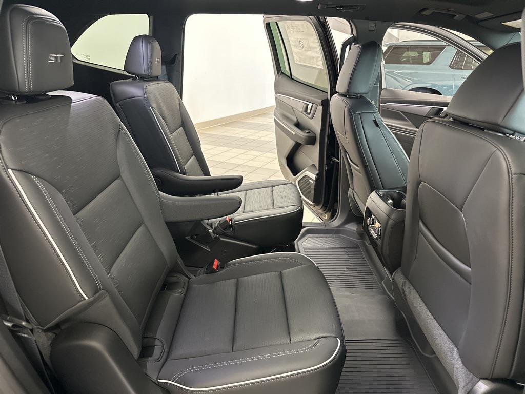 new 2026 Buick Enclave car, priced at $61,925