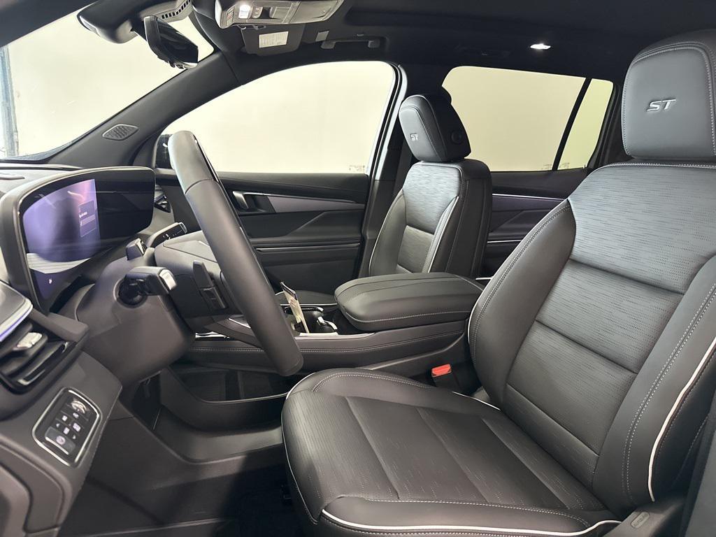 new 2026 Buick Enclave car, priced at $61,925