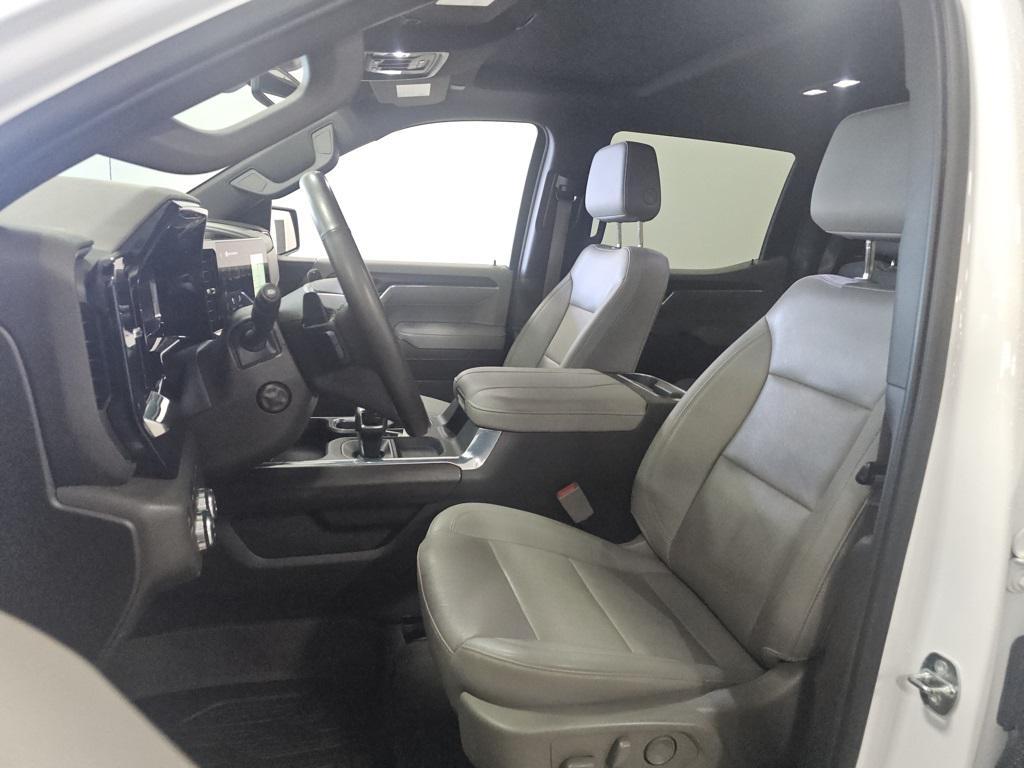 used 2023 GMC Sierra 1500 car, priced at $38,892