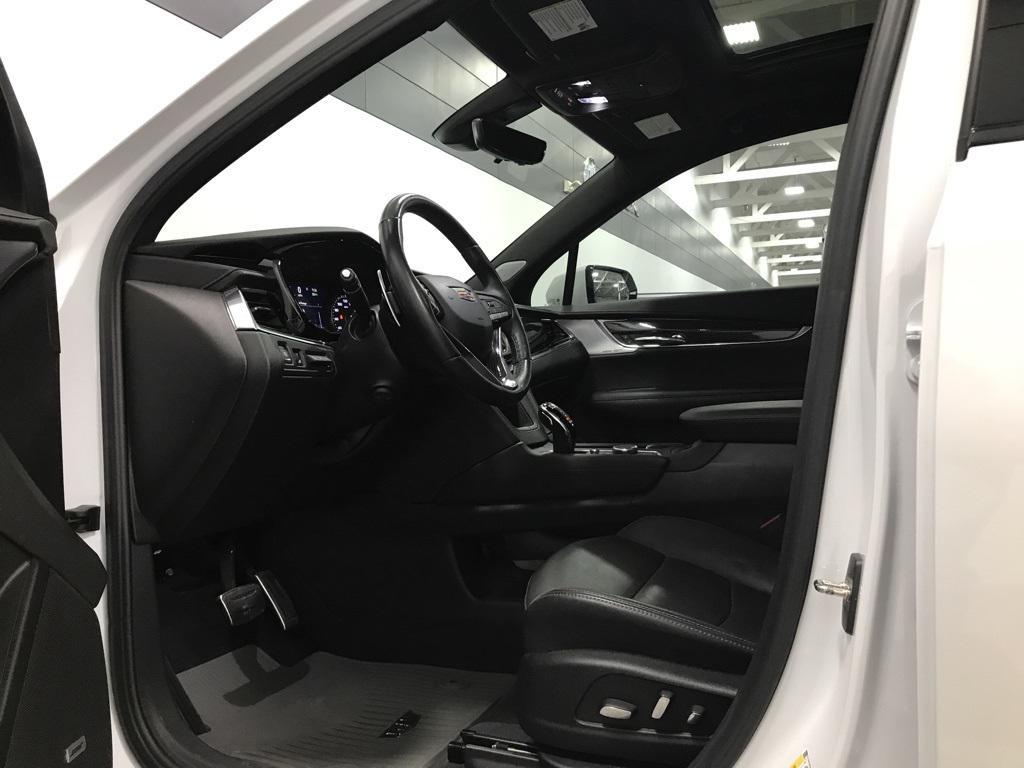 used 2024 Cadillac XT6 car, priced at $49,014