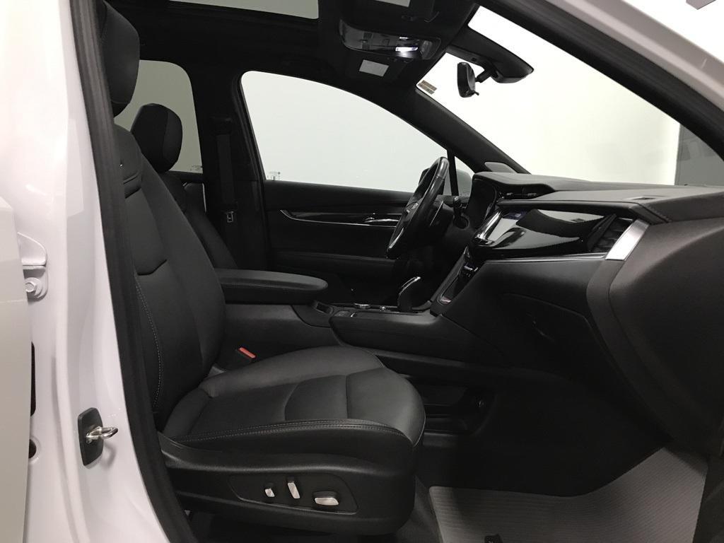 used 2024 Cadillac XT6 car, priced at $49,014