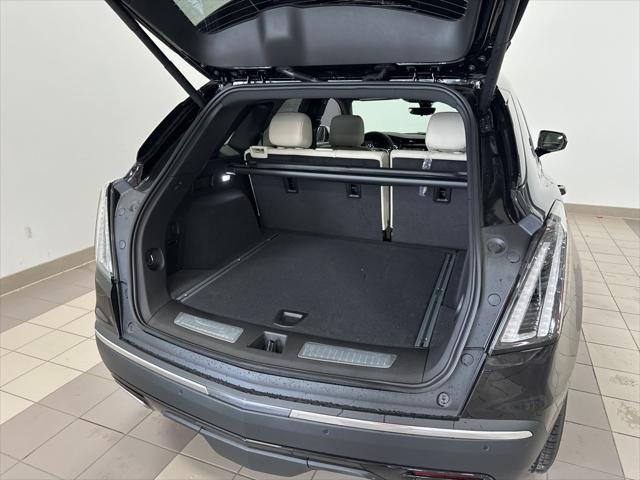 new 2025 Cadillac XT5 car, priced at $63,185