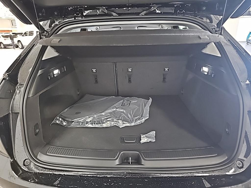 new 2025 Buick Envision car, priced at $42,365