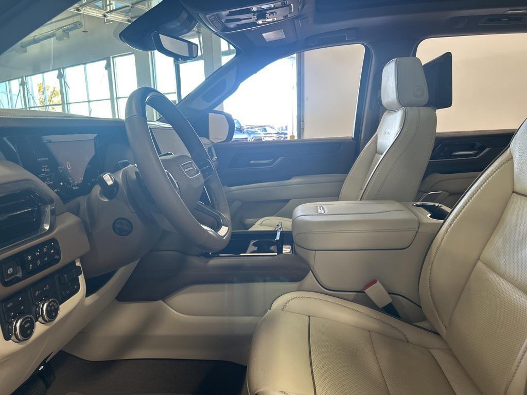 used 2025 GMC Yukon XL car, priced at $81,826