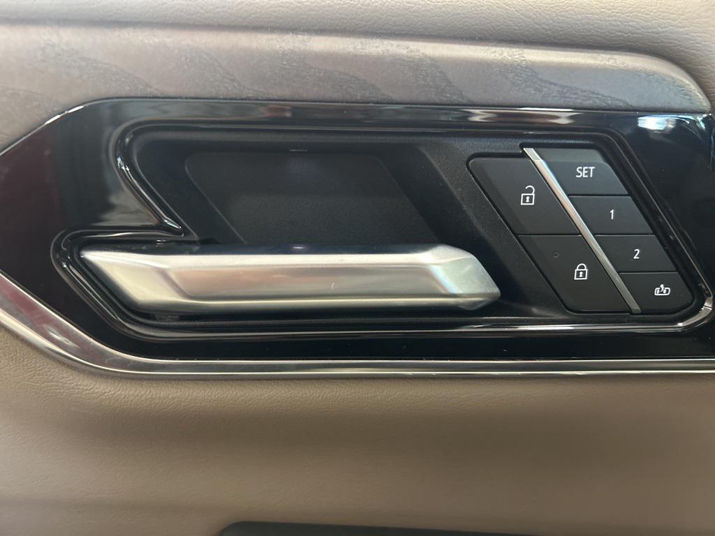 used 2025 GMC Yukon XL car, priced at $81,826