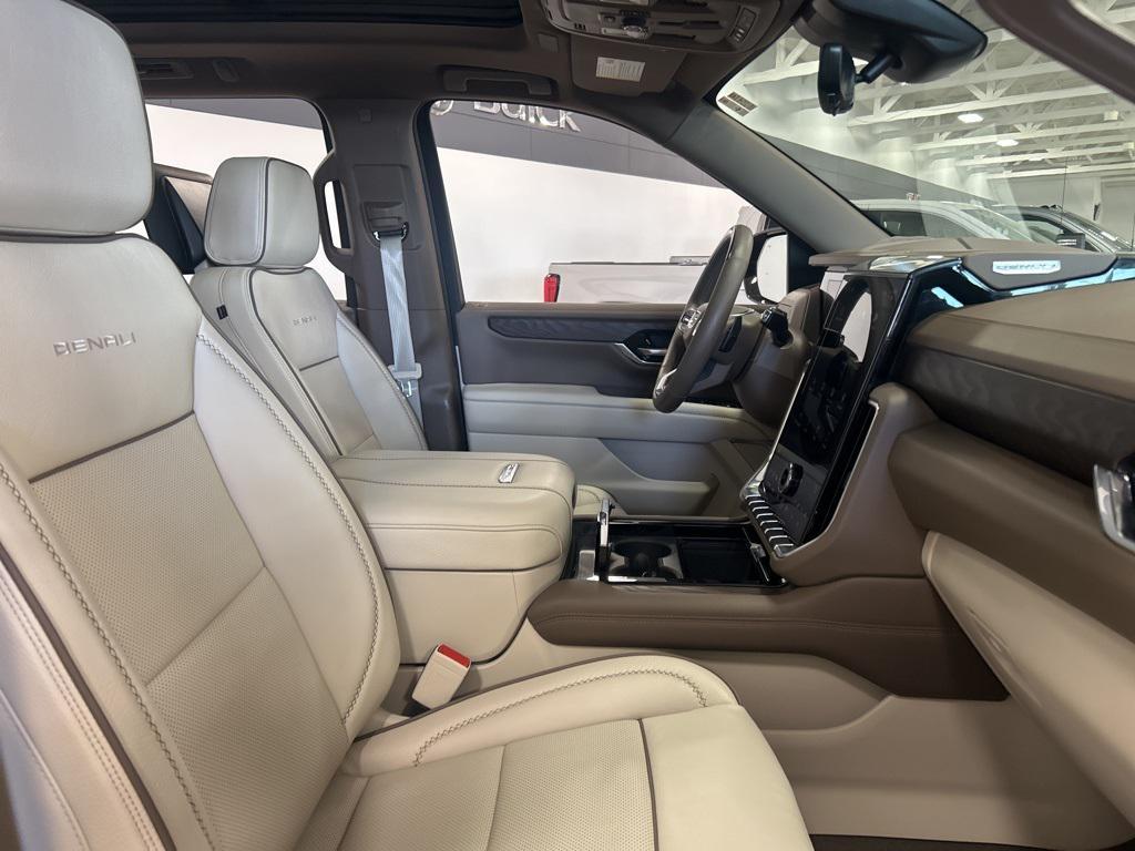 used 2025 GMC Yukon XL car, priced at $81,826