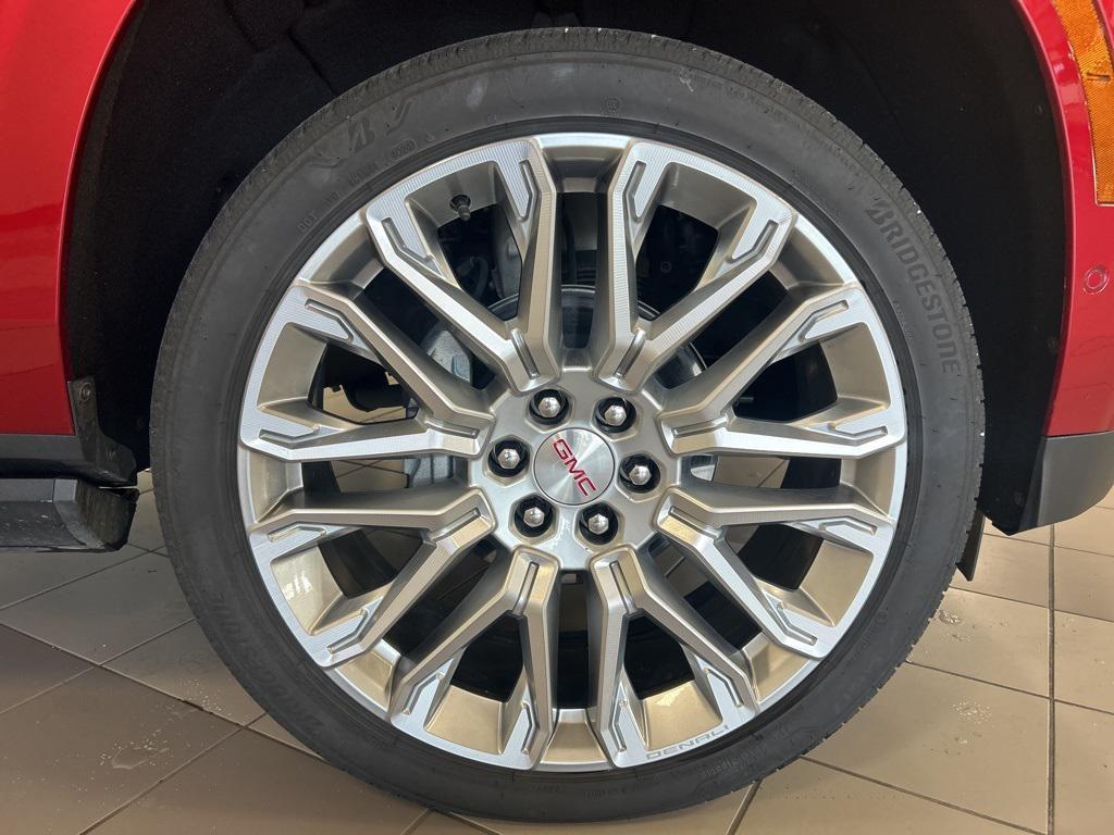 used 2025 GMC Yukon XL car, priced at $81,826